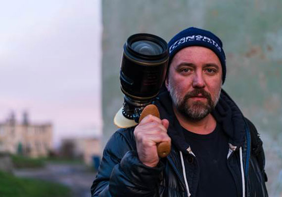 El director polaco Borys Lankosz rueda su tercera película, Dark, Almost Night