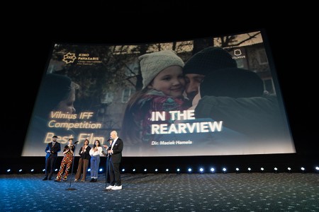In the Rearview, de Maciek Hamela, recibe el premio a mejor película en el Festival de Vilna